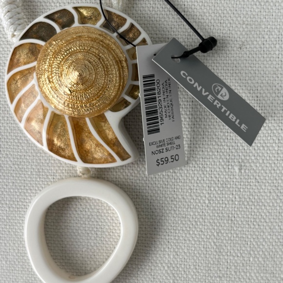 NWT Chicos Adjustable Seashell Necklace - Picture 8 of 10